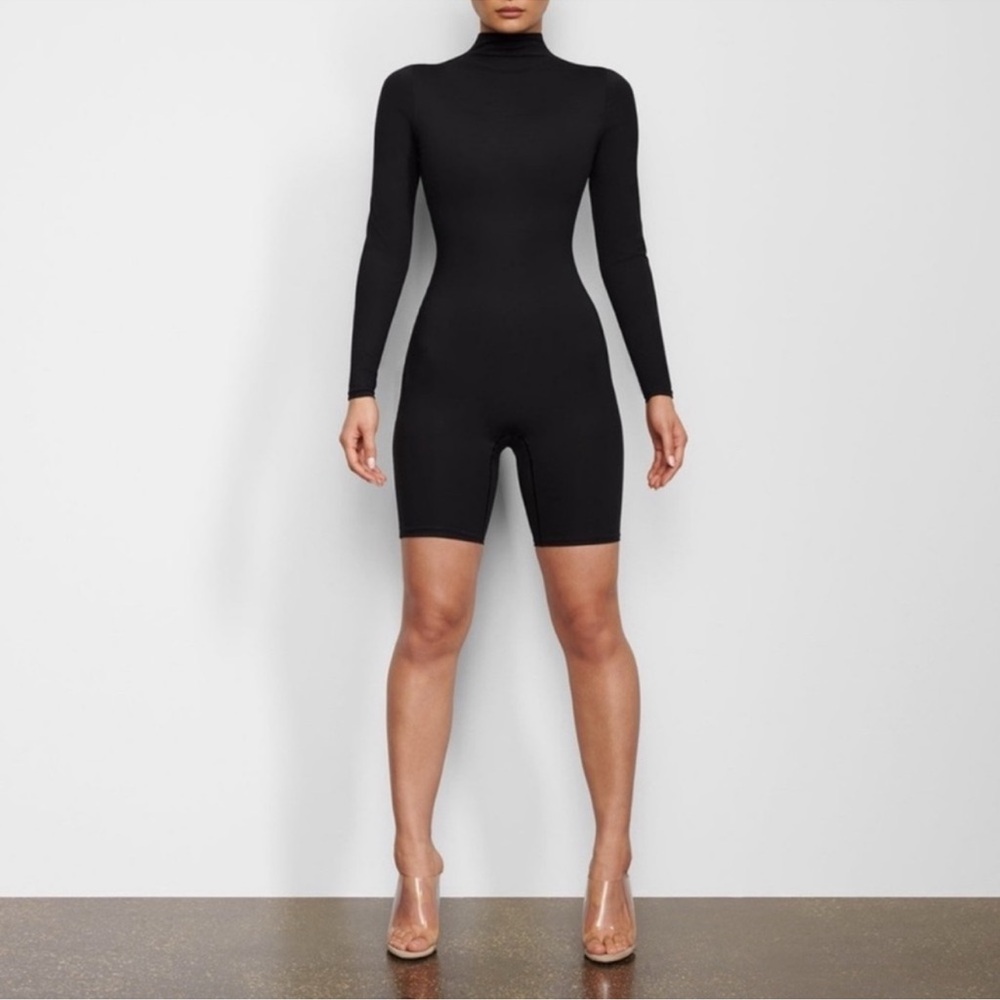 SKIMS Black All-In-One Jumpsuit Short Long Sleeve Size onyx size XS